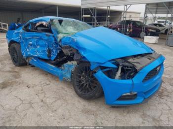  Salvage Ford Mustang