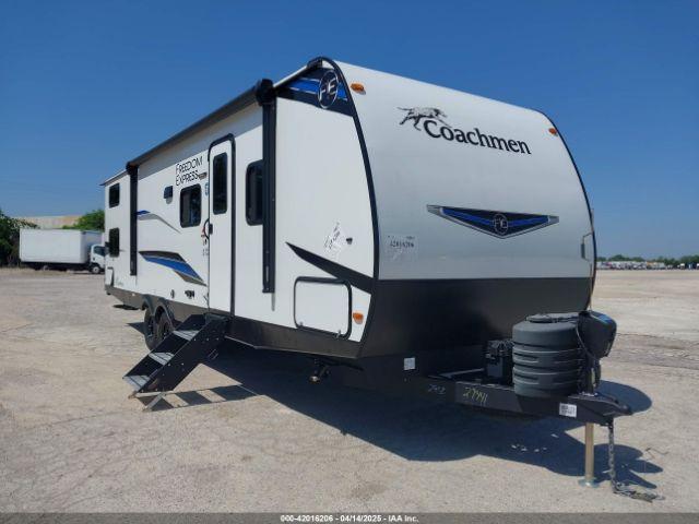  Salvage Coachmen Freedom Express