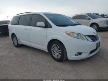  Salvage Toyota Sienna