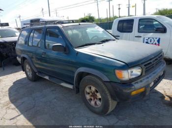  Salvage Nissan Pathfinder