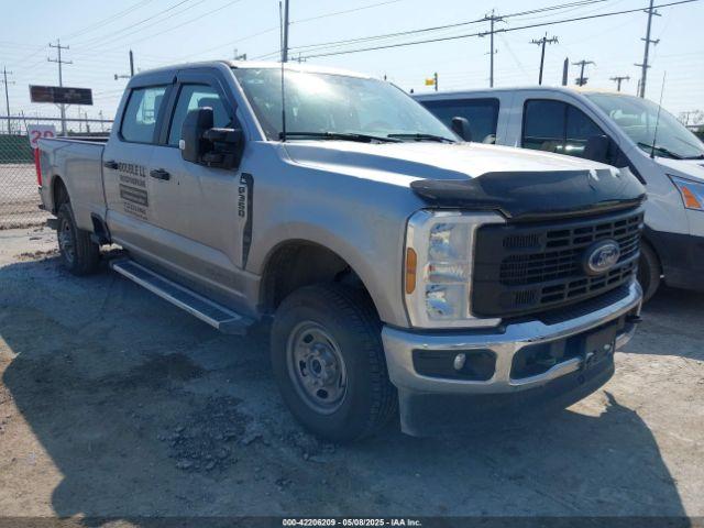  Salvage Ford F-350