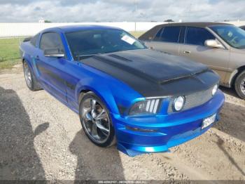  Salvage Ford Mustang