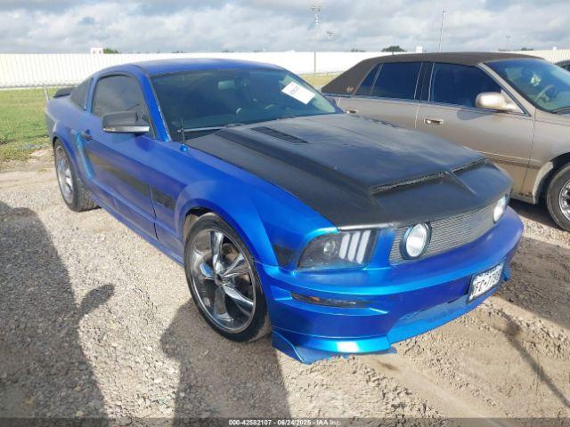  Salvage Ford Mustang