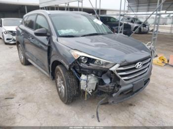  Salvage Hyundai TUCSON