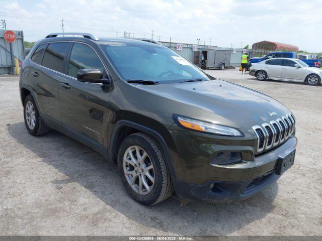  Salvage Jeep Cherokee