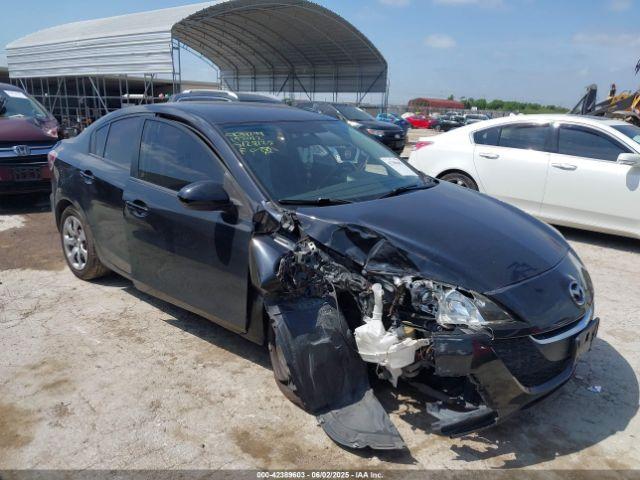  Salvage Mazda Mazda3