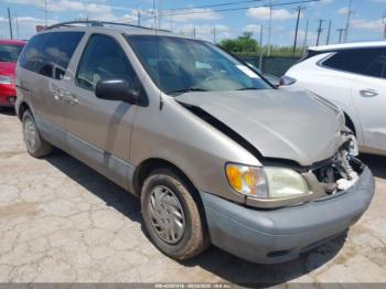  Salvage Toyota Sienna