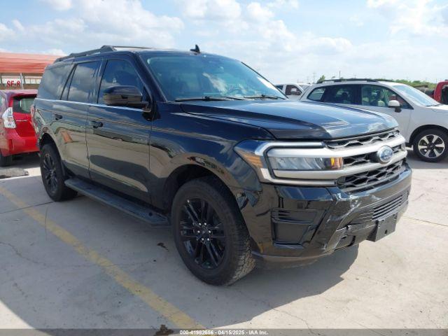  Salvage Ford Expedition