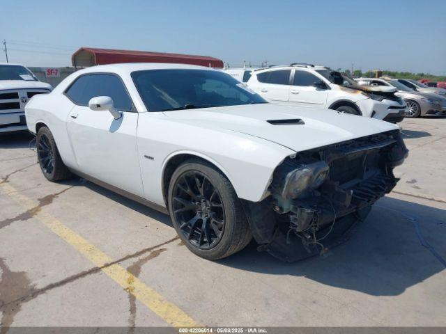  Salvage Dodge Challenger
