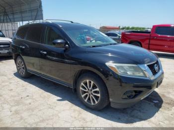  Salvage Nissan Pathfinder