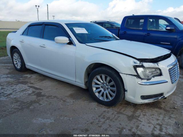  Salvage Chrysler 300