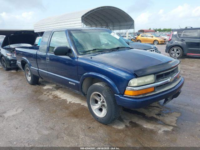  Salvage Chevrolet S-10