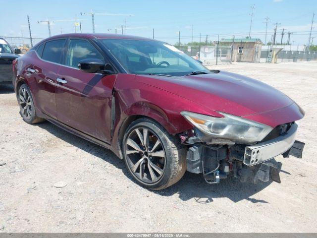  Salvage Nissan Maxima
