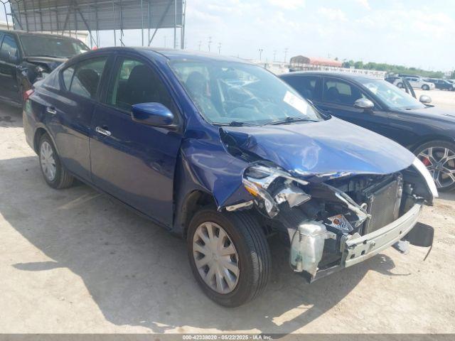  Salvage Nissan Versa