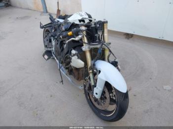  Salvage Suzuki Gsx-r750