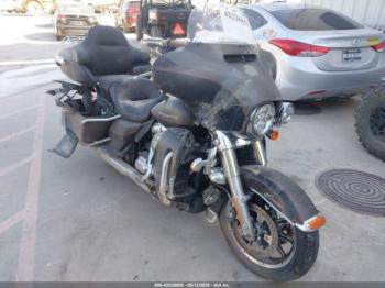  Salvage Harley-Davidson Flhtk
