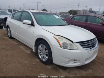  Salvage Nissan Altima
