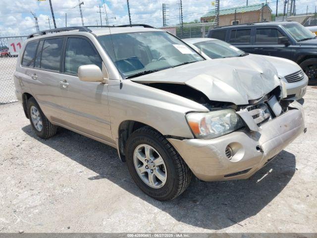  Salvage Toyota Highlander