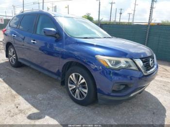  Salvage Nissan Pathfinder