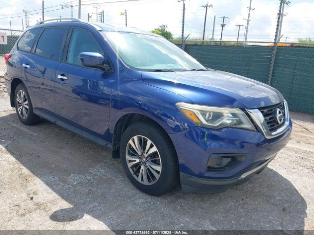 Salvage Nissan Pathfinder