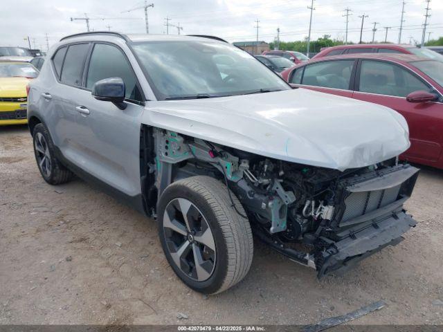  Salvage Volvo XC40