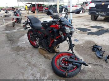  Salvage Kawasaki Er650