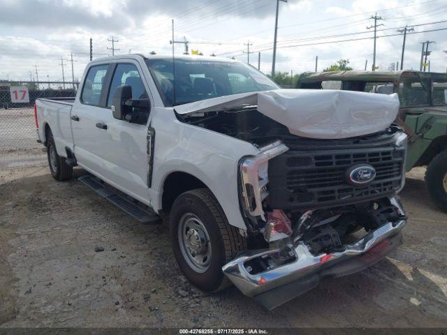  Salvage Ford F-350