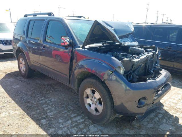  Salvage Nissan Pathfinder
