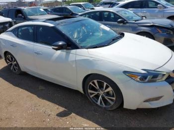 Salvage Nissan Maxima