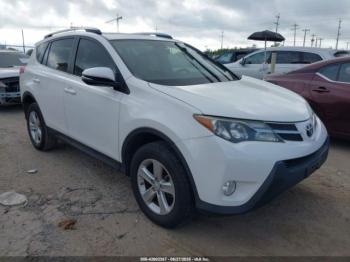  Salvage Toyota RAV4