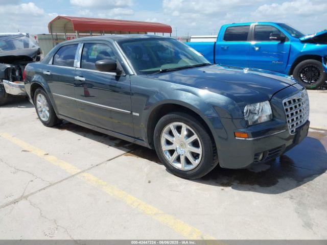  Salvage Chrysler 300