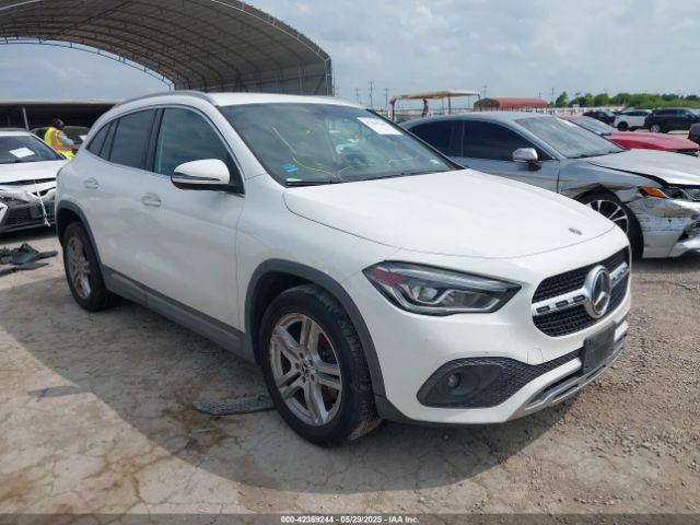  Salvage Mercedes-Benz GLA