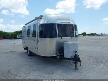  Salvage Airstream Bambi 22fb