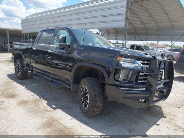  Salvage Chevrolet Silverado 2500