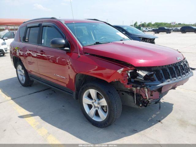  Salvage Jeep Compass