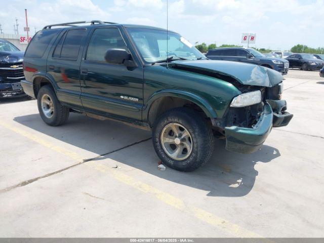  Salvage Chevrolet Blazer