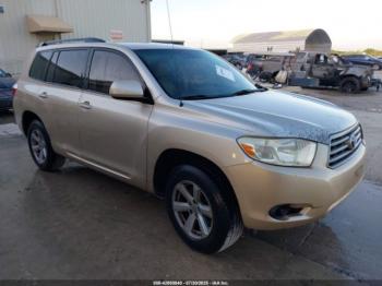  Salvage Toyota Highlander