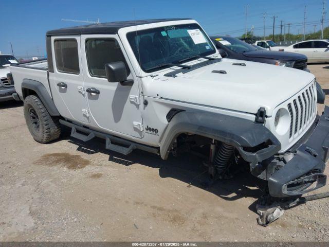  Salvage Jeep Gladiator