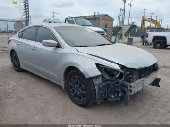 Salvage Nissan Altima