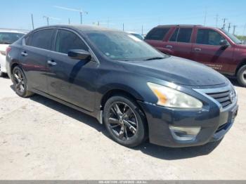  Salvage Nissan Altima