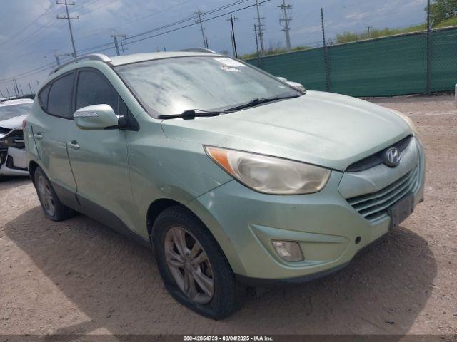  Salvage Hyundai TUCSON
