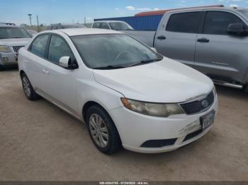  Salvage Kia Forte