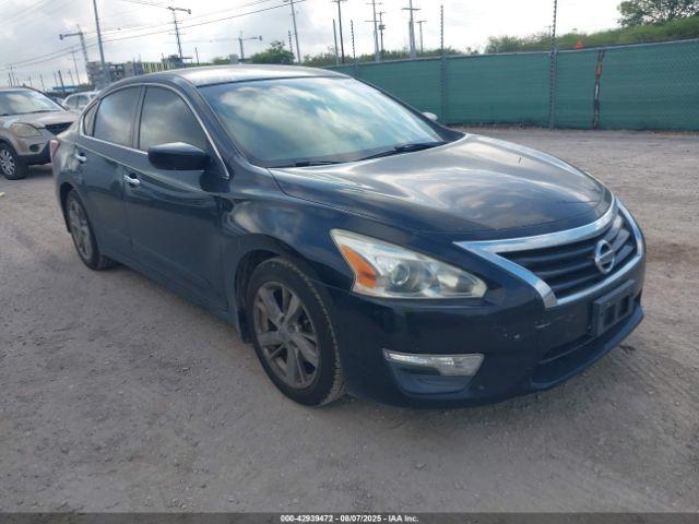  Salvage Nissan Altima