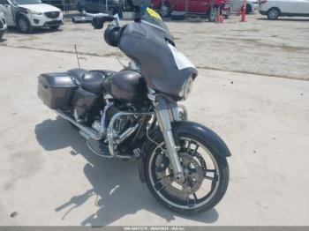  Salvage Harley-Davidson Flhxs