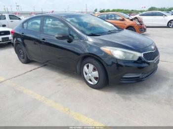  Salvage Kia Forte