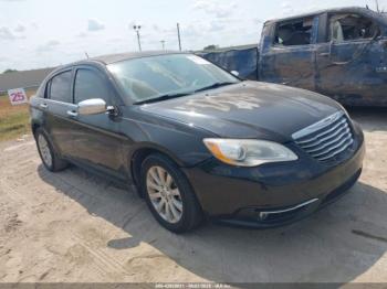  Salvage Chrysler 200