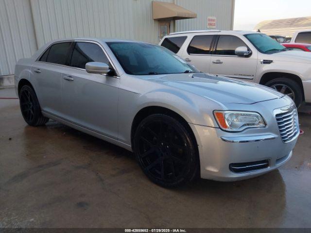  Salvage Chrysler 300