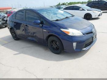  Salvage Toyota Prius