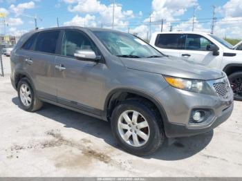  Salvage Kia Sorento