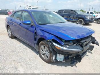  Salvage Hyundai ELANTRA
